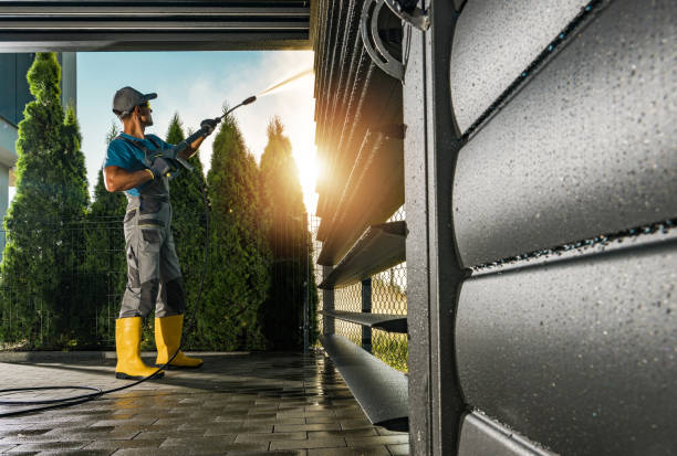 Best Patio and Deck Pressure Washing  in Woodburn, OR